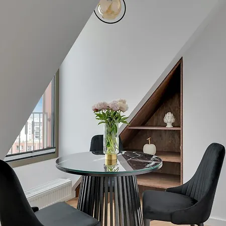 Granaria Premium River View By Downtown Appartement
